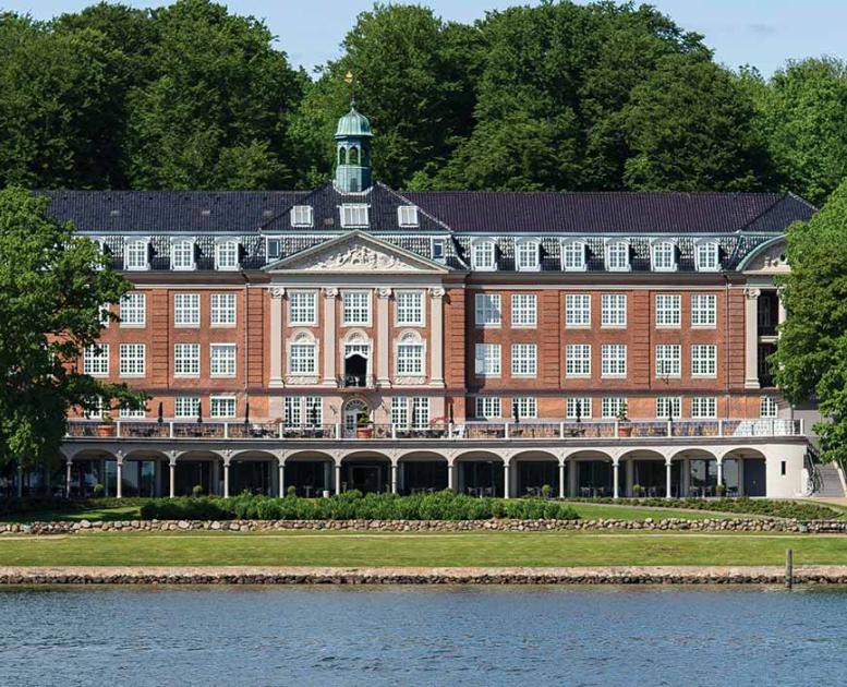 Hotel Koldingfjord se fra vandet